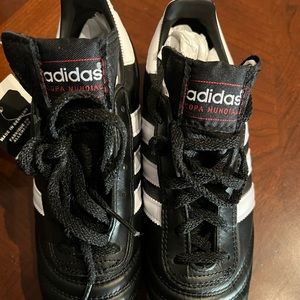 Brand New Copa Mundial Soccer Cleats for Boys
